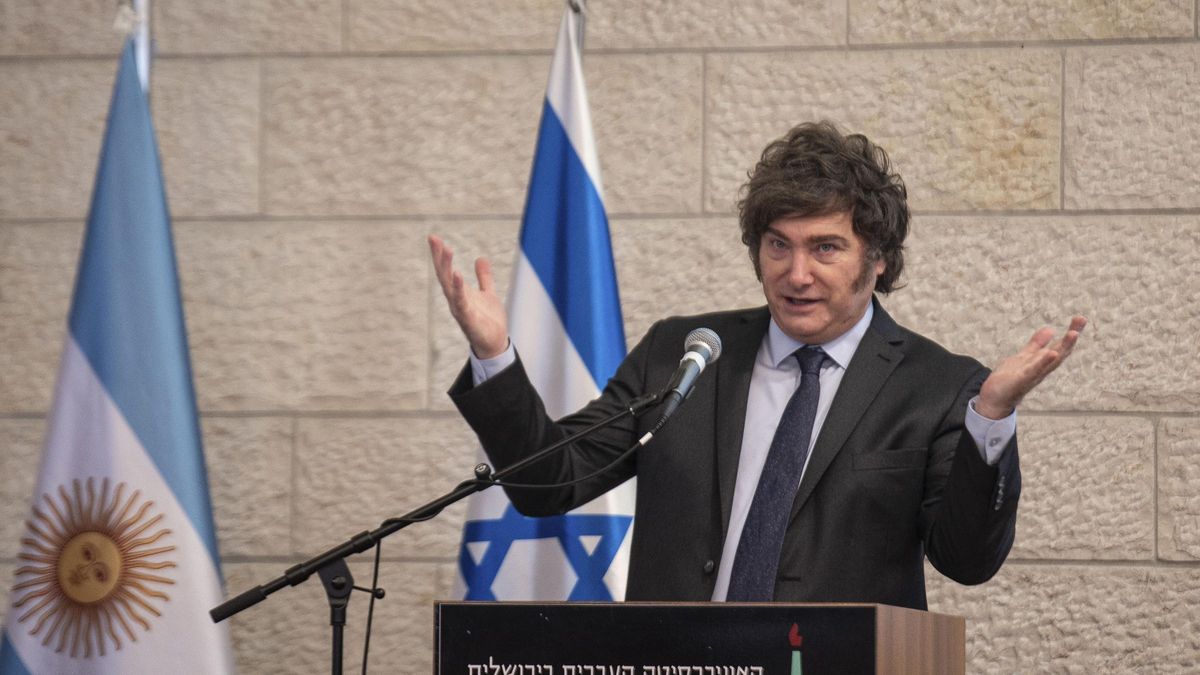 Milei se desmarca del ataque de Israel contra la iglesia católica en Gaza