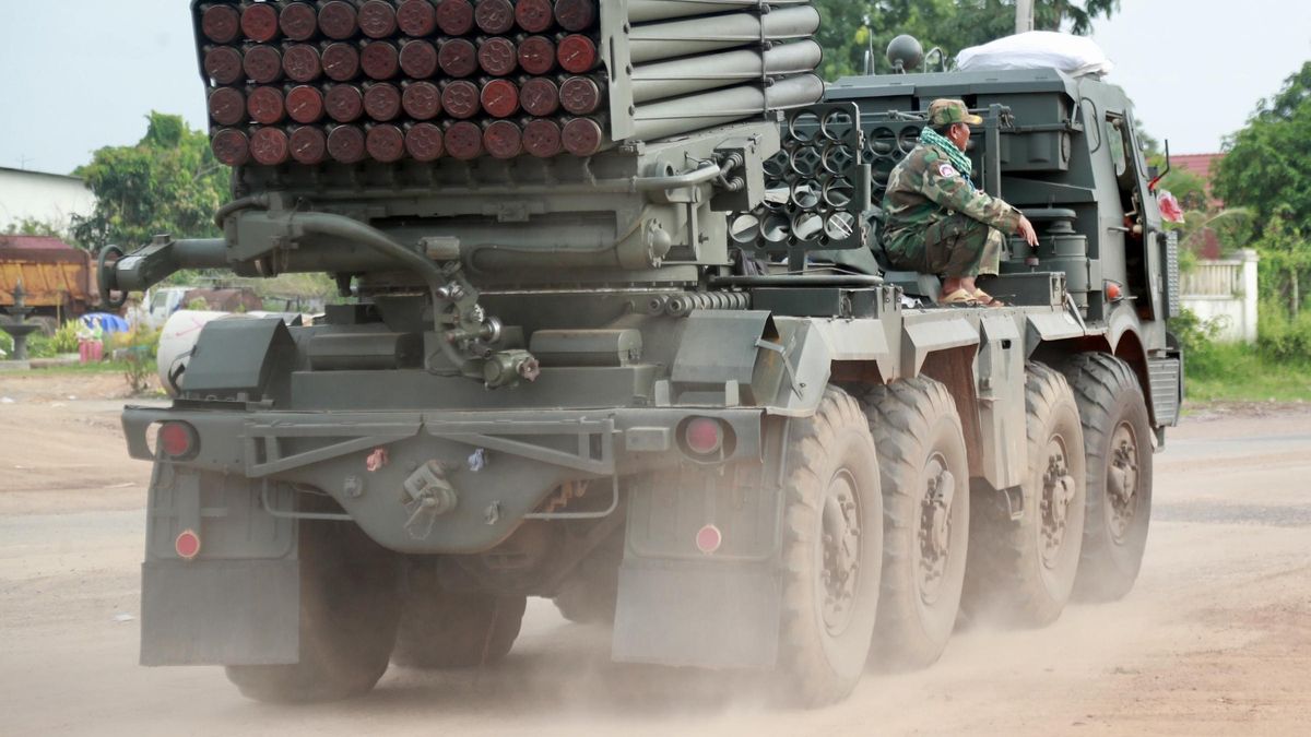 CONFLICTO TAILANDIA CAMBOYA | Más de 100.000 evacuados en Tailandia ante los enfrentamientos fronterizos con Camboya