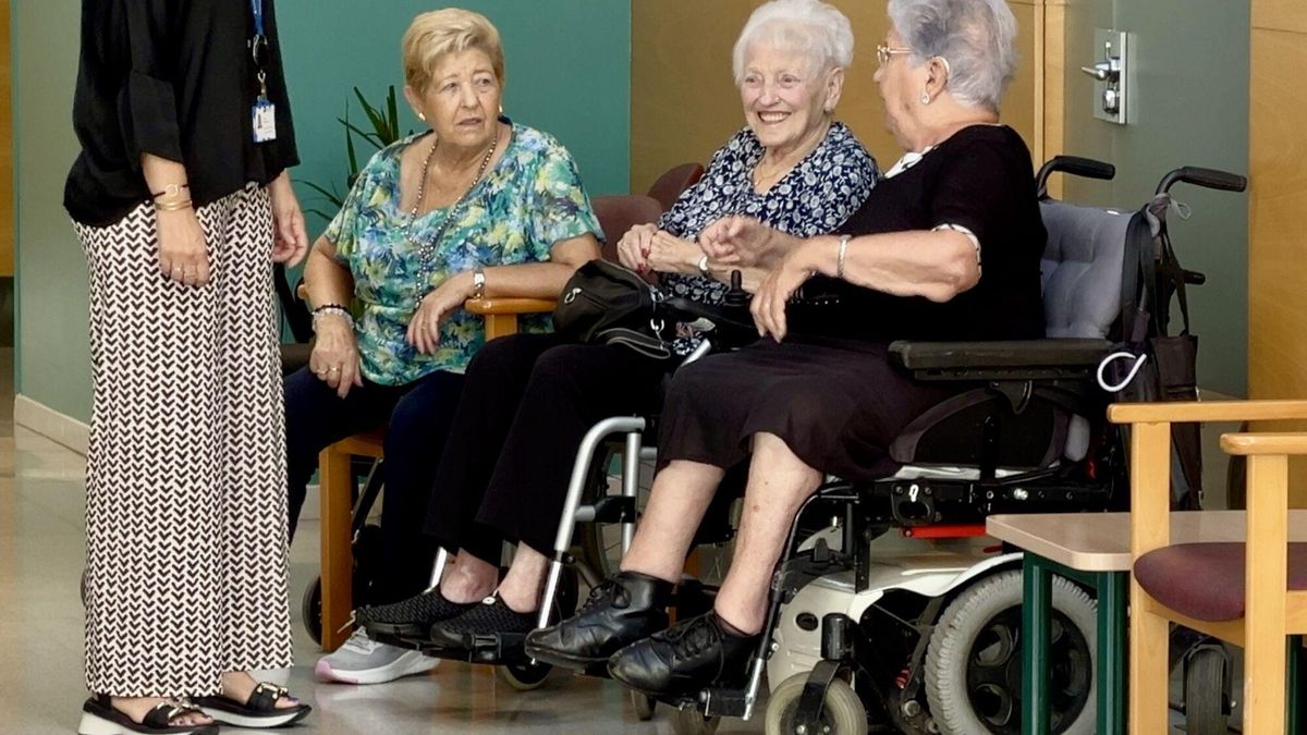 Laura Encinas, experta en finanzas personales: «El 70% de las mujeres que se divorcian después de los 65 años entran en un umbral de pobreza»