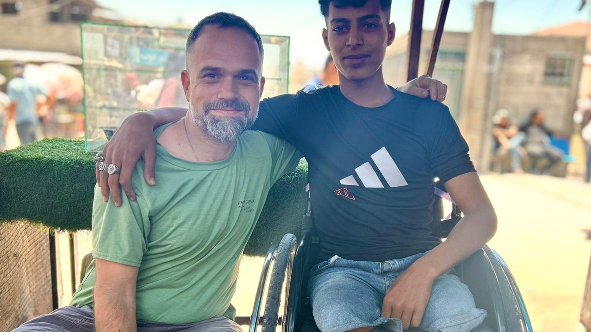 Un anestesista valenciano regresa tras 4 meses en Gaza: «Es un genocidio. Es difícil describir el horror»