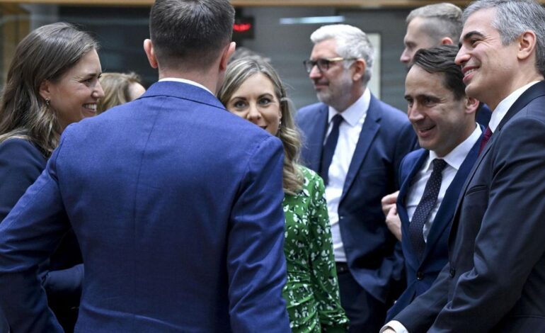 La UE debate la oficialidad del catalán pero no propondrá una votación ante la falta de unanimidad