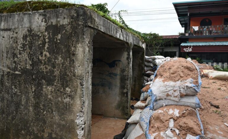 Tailandia y Camboya instan a una solución pacífica mientras los combates se extienden por la frontera