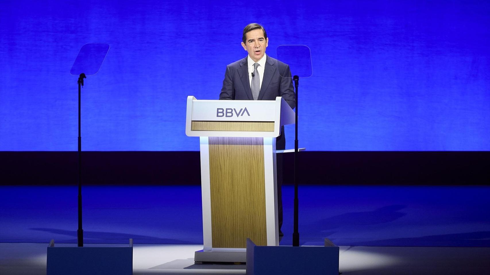 BBVA abrirá el periodo de aceptación de la opa en septiembre tras las juntas de accionistas de Sabadell