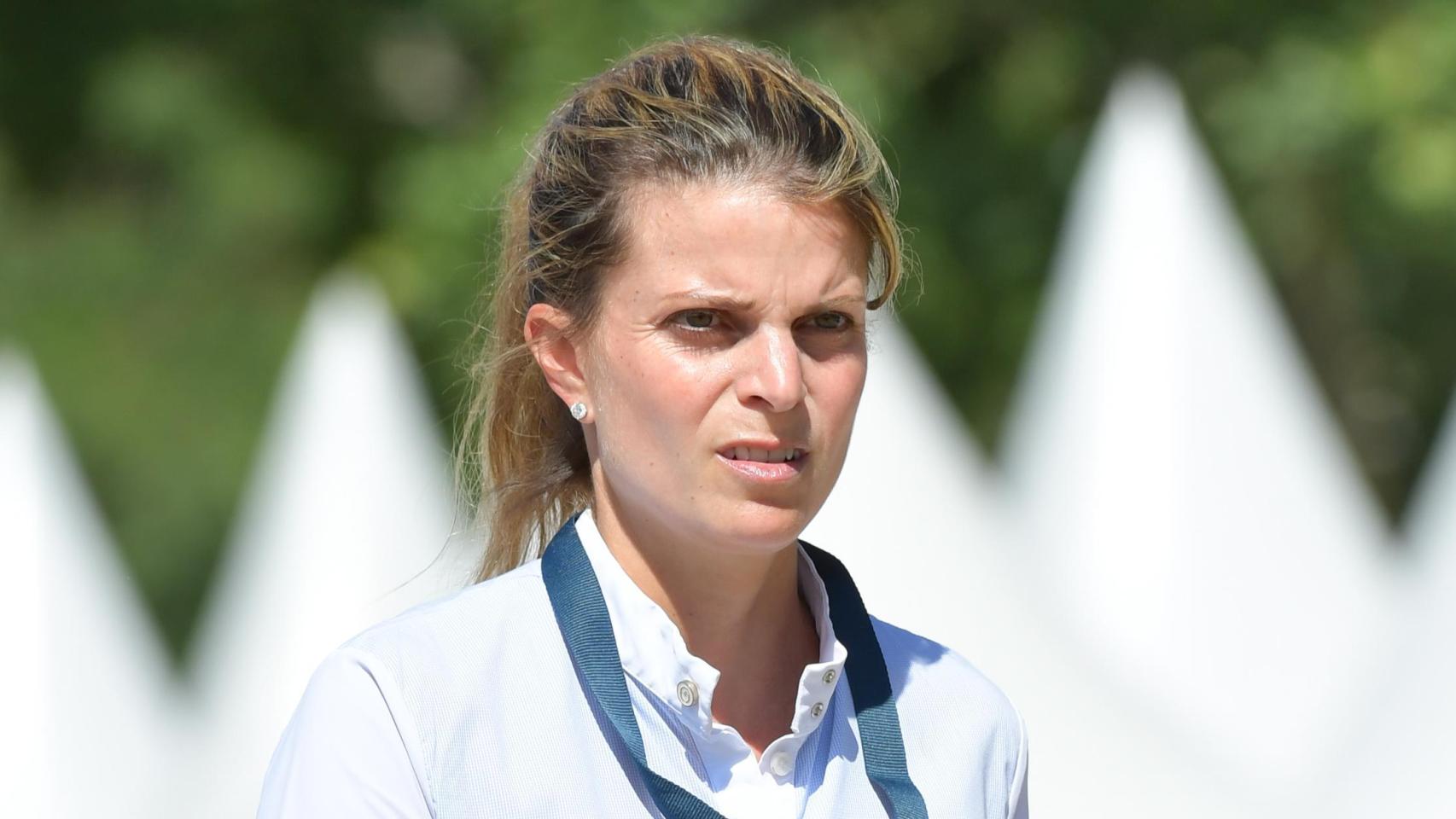 Athina Onassis y su regreso a la esfera pública después de tres años de misterioso ostracismo, recluida en su mansión-granja