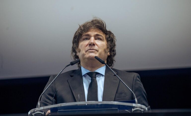 Milei sufre su peor derrota parlamentaria y política desde que gobierna Argentina