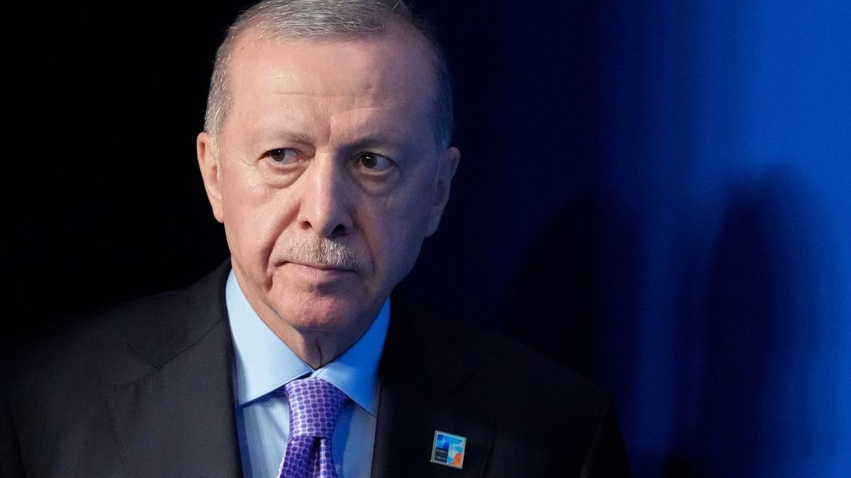 La oposición turca llama a la resistencia contra Erdogan tras 100 días de la detención del alcalde de Estambul