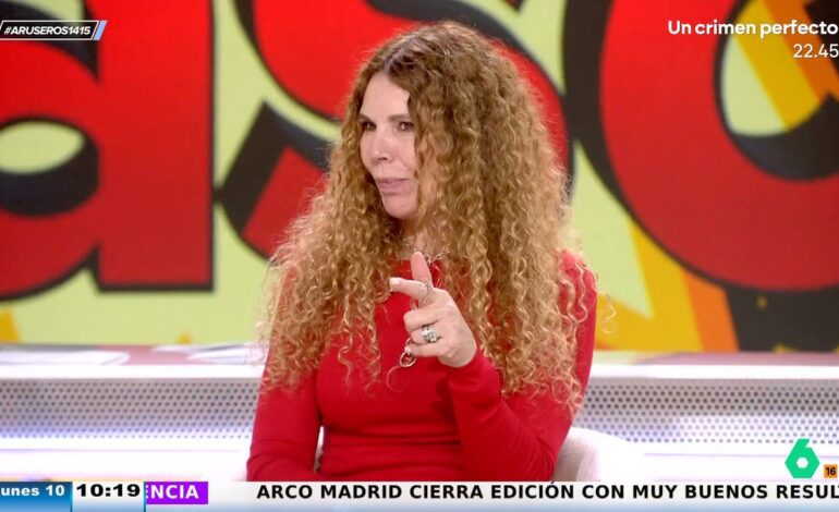 Alfonso Arús y Angie Cárdenas apoyan a Carmen Lomana en su cruzada contra los guardarropas