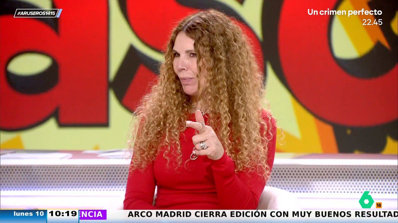 Alfonso Arús y Angie Cárdenas apoyan a Carmen Lomana en su cruzada contra los guardarropas