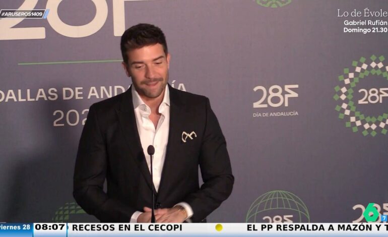 Pablo Alborán desvela su tensa llamada con Juanma Moreno para darle la Medalla de Andalucía: "Pensé que era una multa"