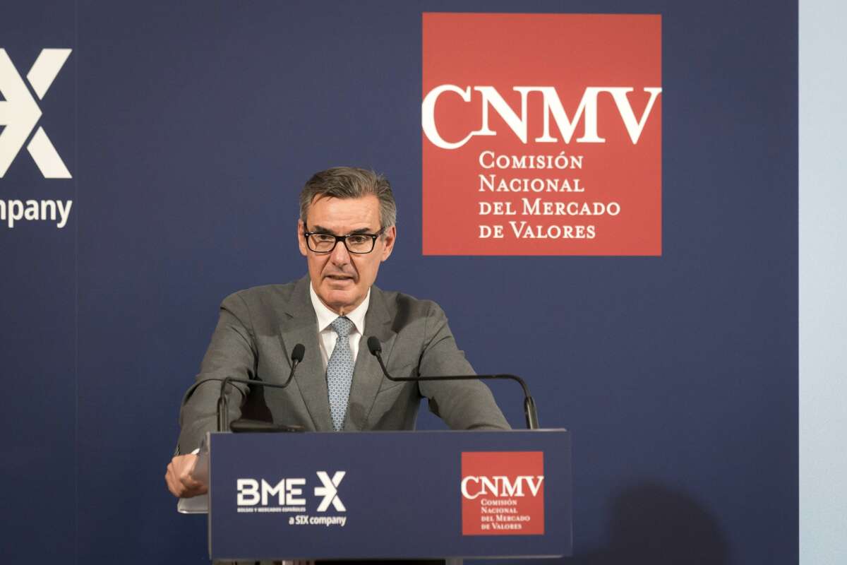 La CNMV logra su primer convenio colectivo en sus 36 años de existencia