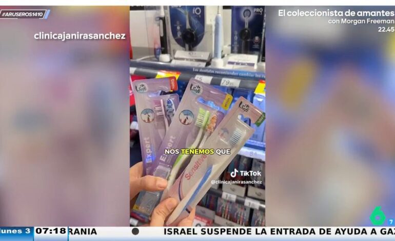 Los duros para limpiar las zapatillas o las juntas de los baños