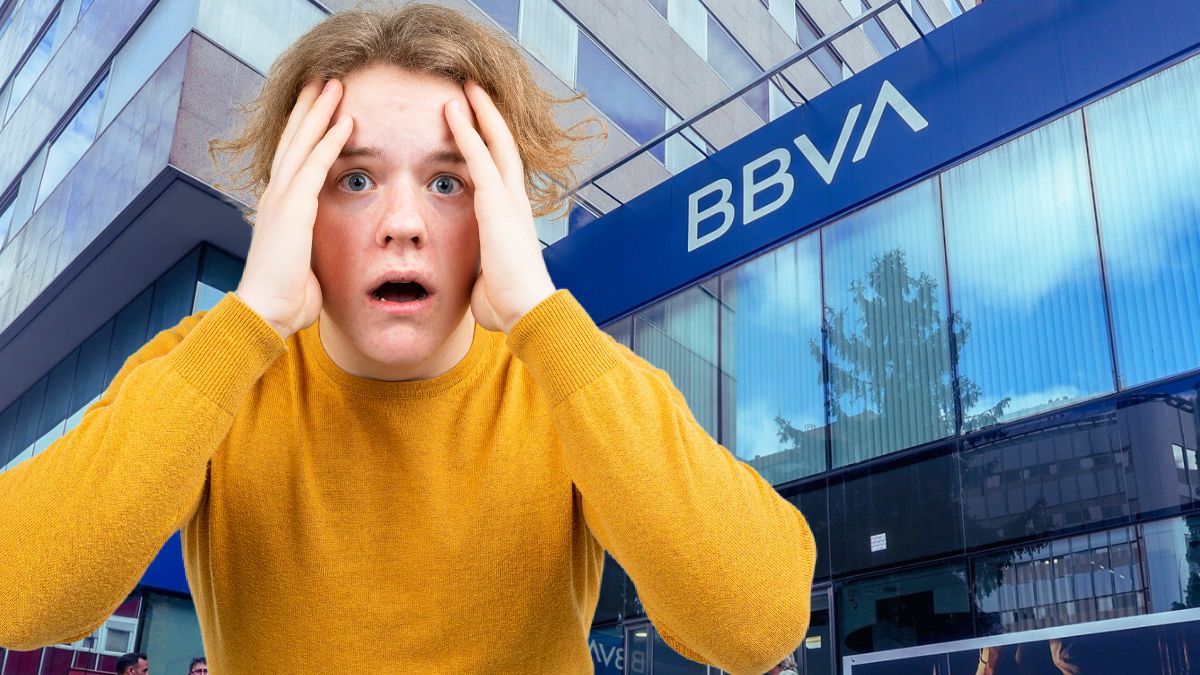 los usuarios enfurecen a través de las redes sociales por la caída mundial del banco