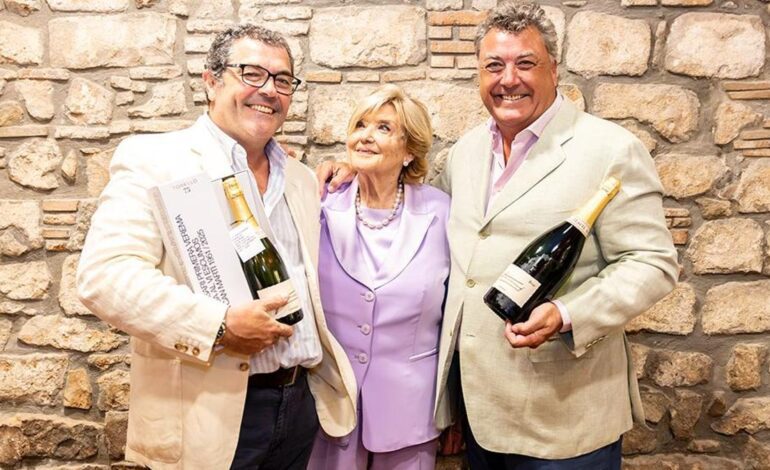 Torelló celebra 75 años de burbujas nacidas en el corazón del Penedès
