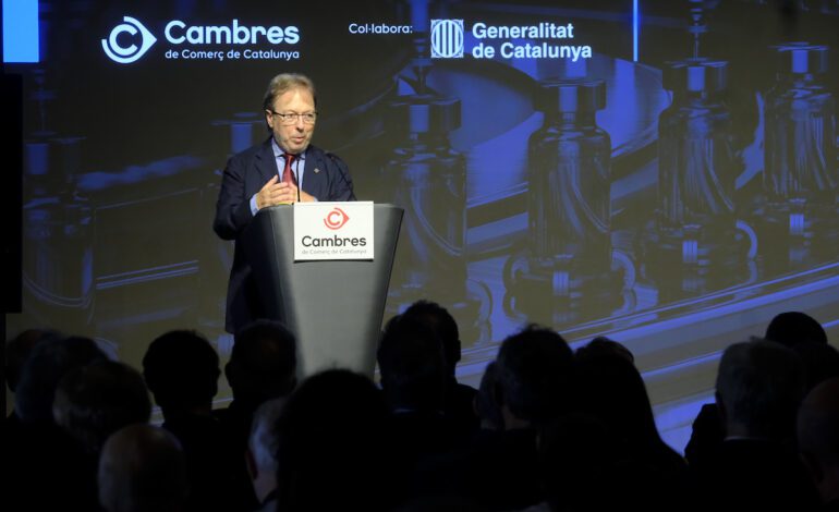 la Cambra enfría su previsión de crecimiento al 2,6%