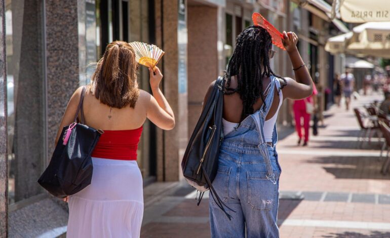 El calor sofocante pone en aviso a 11 comunidades mientras da un respiro en el norte del país