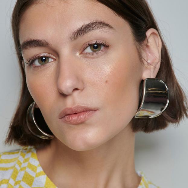 Los mejores anillos para colorear para transportar el maquillaje rejuvenecedor en primavera