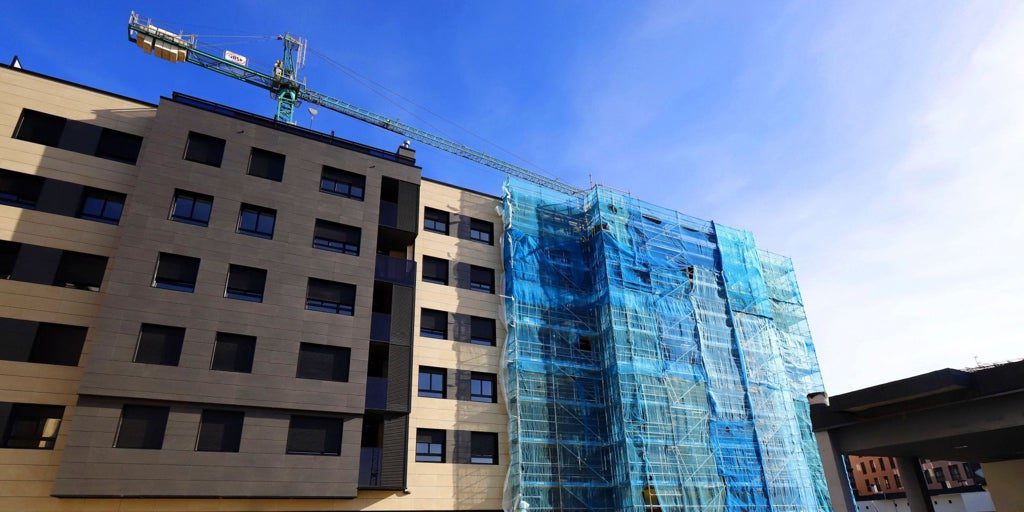 Los españoles necesitan tener 44.000 euros ahorrados para empezar a comprarse una casa