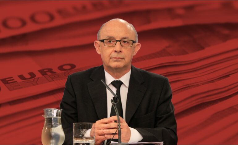 La tabacalera Philip Morris pagó casi dos millones a Equipo Económico y se reunió con Hacienda meses antes del cambio de legislación