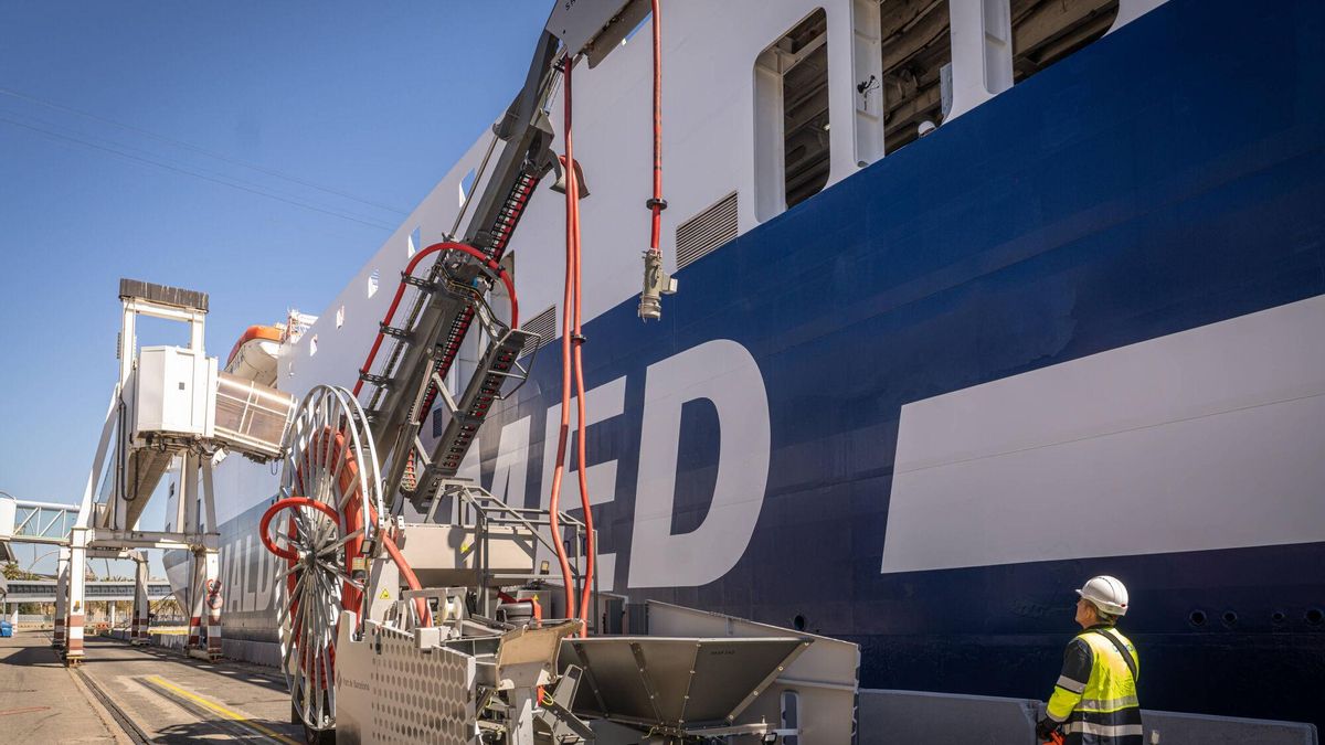 España deberá invertir 800 millones en cinco años para descarbonizar sus puertos