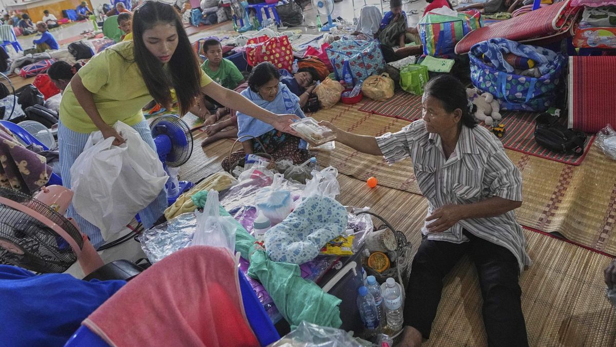 Los líderes de Tailandia y Camboya se verán las caras para frenar la guerra