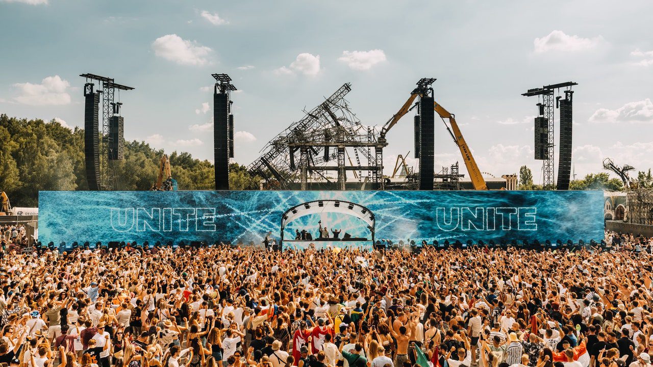 Un mujer muere de un colapso en la primera noche del Tomorrowland