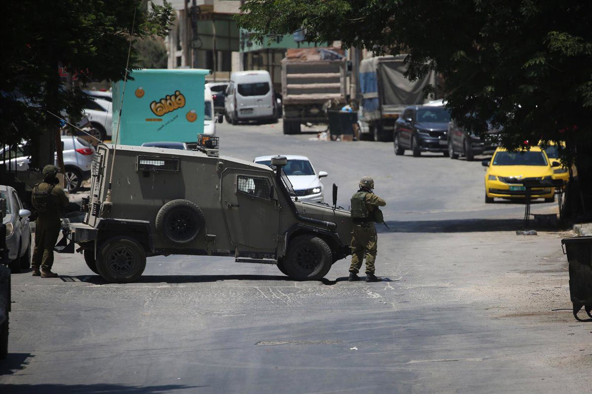 El Ejército de Israel mata a dos palestinos que supuestamente lanzaban bombas incendiarias en Cisjordania