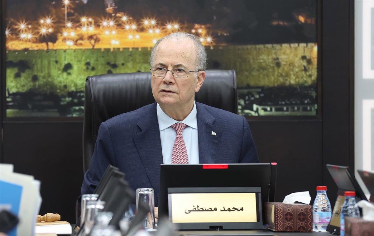 El primer ministro palestino dice que Hamás debe entregar las armas y dar el control de Gaza a la Autoridad Palestina