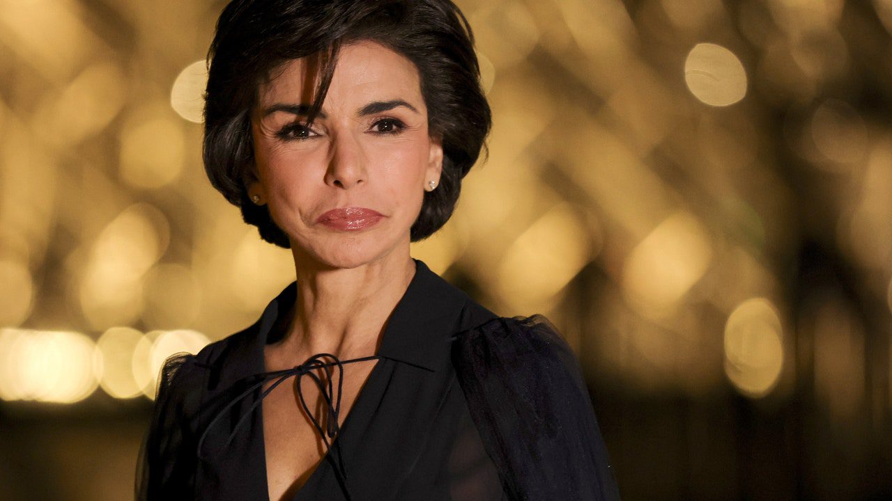Rachida Dati, una ministra y aspirante a alcaldesa de París en apuros