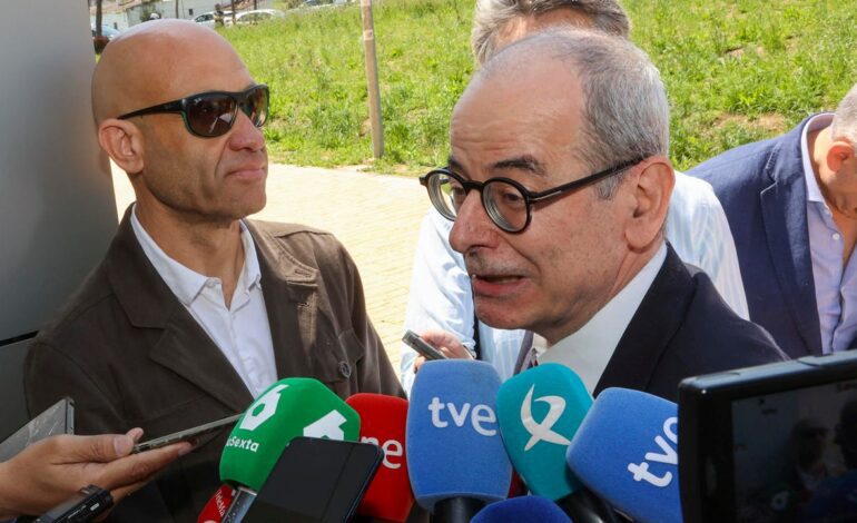 El exasesor de Moncloa investigado en la causa del hermano de Sánchez renuncia a su puesto en la Diputación de Badajoz