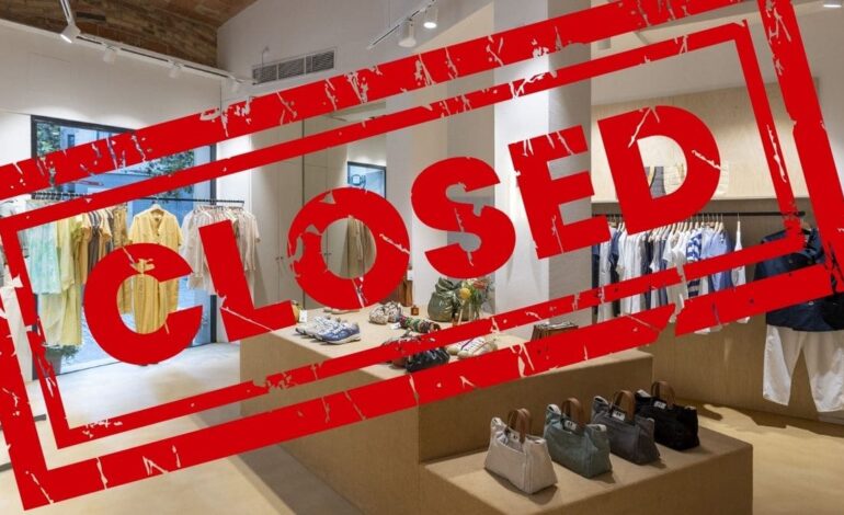 Esta centenaria marca de moda cierra su histórica tienda tras 50 años en activo