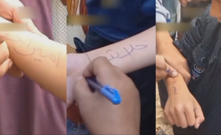 marcan a los niños con pulseras con su nombre para identificar sus cadáveres