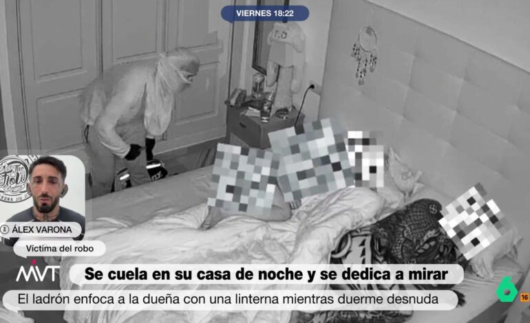 Había cosas que cualquier ladrón se llevaría, pero estaba mirando las partes íntimas de mi mujer