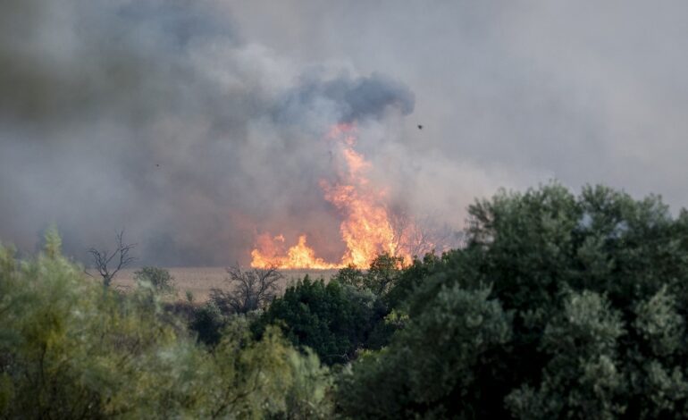El humo, el otro gran riesgo en incendios como el de Méntrida que puede ser casi tan peligroso como el fuego