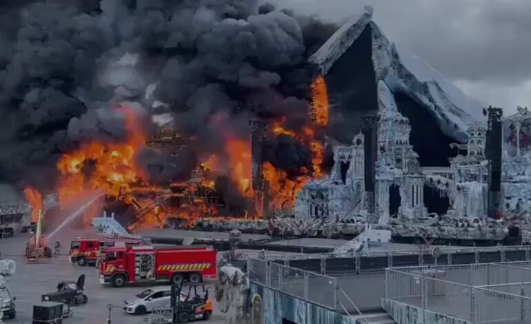 Un incendio arrasa el escenario principal de Tomorrowland en Bélgica a dos días del inicio del festival