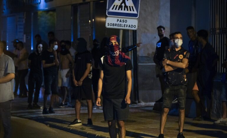 la localidad se blinda ante la gran manifestación convocada por colectivos de ultraderecha