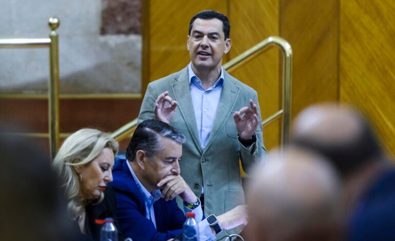 varios grupos políticos acusan a Juanma Moreno de «mentir» en su currículum