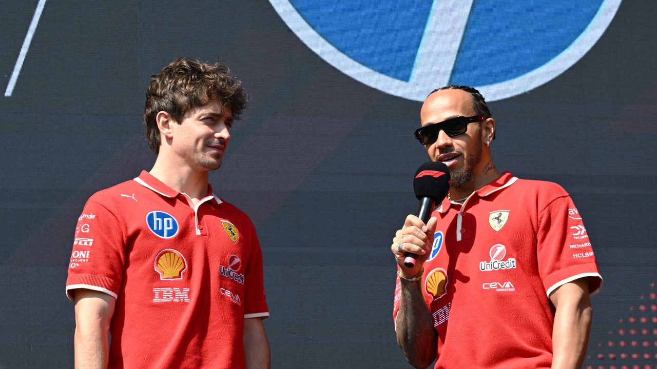La petición de Lewis Hamilton a Ferrari que no gustará a Charles Leclerc