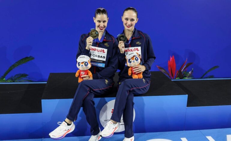 Lilou Lluis e Iris Tió hacen historia y consiguen el primer oro mundial español en dúo libre