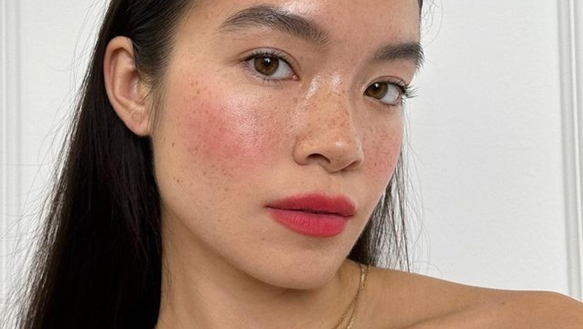 Los mejores tintes de labios peel off para un maquillaje natural y duradero en verano