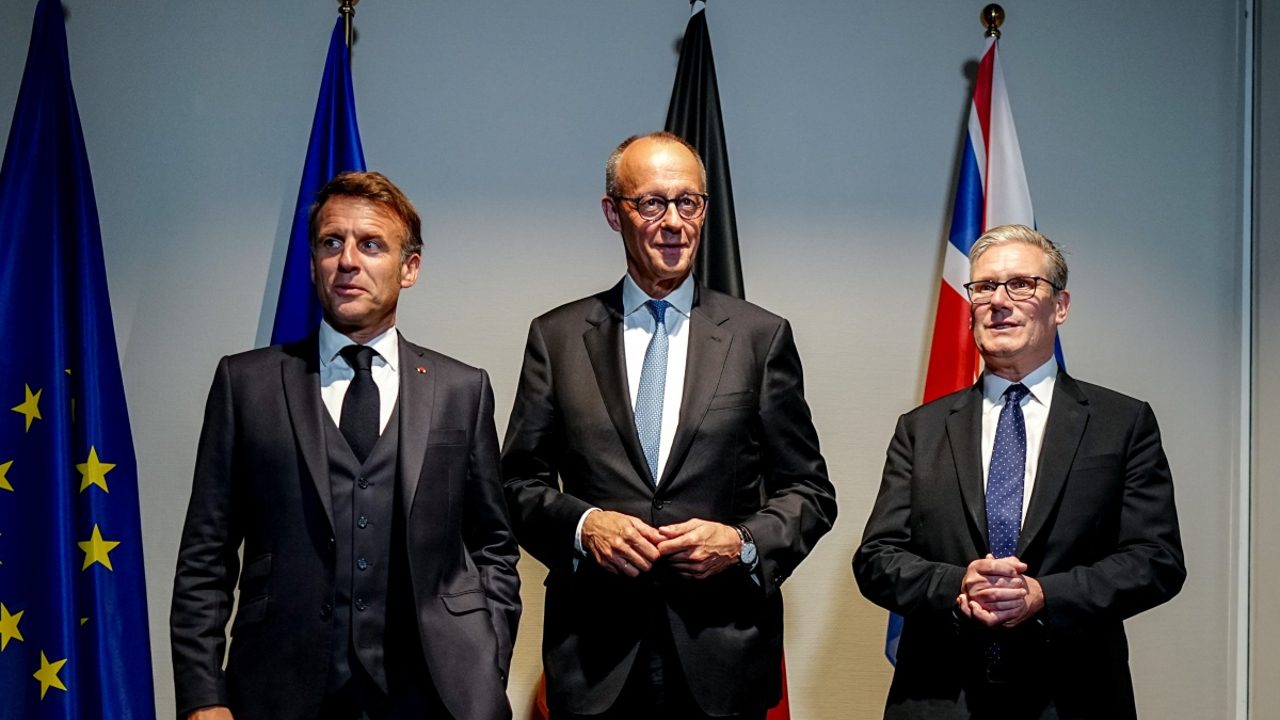 Macron, Merz y Starmer se reúnen para «impulsar planes sólidos» de manera coordinada y alcanzar «una paz duradera» en Gaza