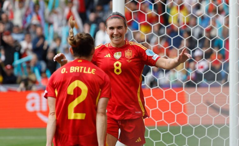 El golazo de Mariona Caldentey para poner a España por delante en la final de la Euro ante Inglaterra