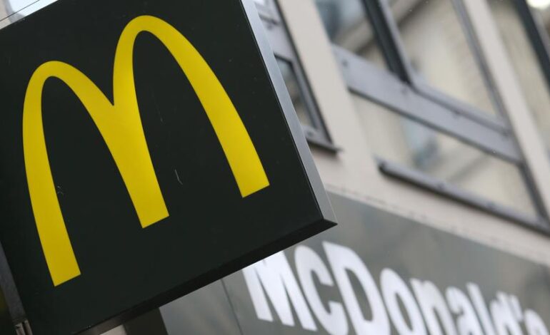 Mcdonald's busca más de 6.500 trabajadores para este verano en España: no hace falta tener estudios