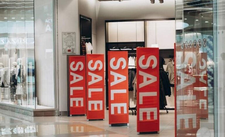 El truco para ahorrar en las rebajas: estos son los productos que tienes que comprar
