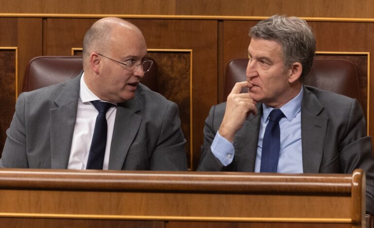 Feijóo elimina la bicefalia del PP al darle la secretaría general y la de organización