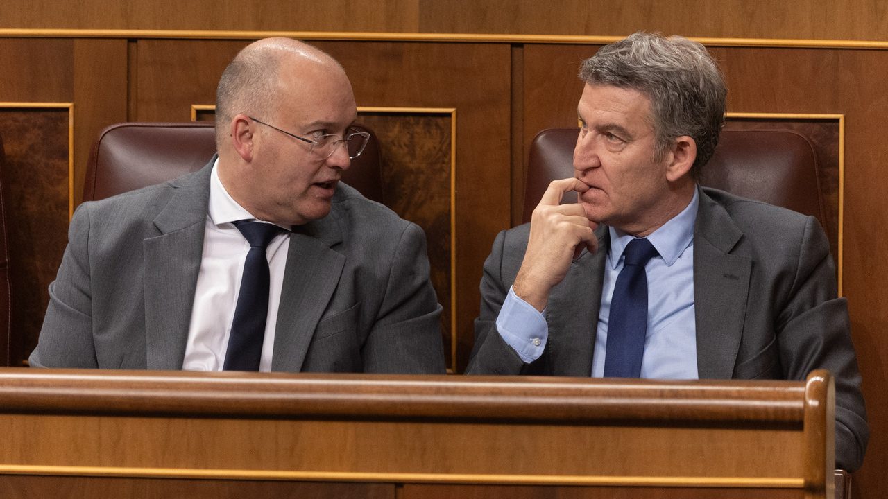 Feijóo elimina la bicefalia del PP al darle la secretaría general y la de organización