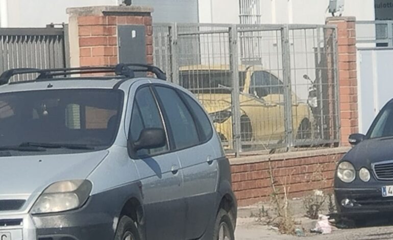 Muere un niño de dos años tras quedar encerrado más de cinco horas en un coche en Valls (Tarragona)