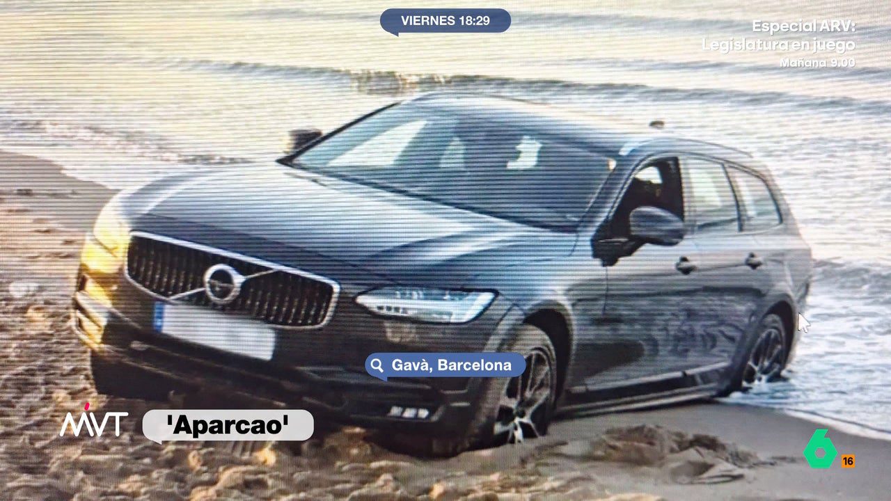 Iñaki López califica como «un poco gilipollas» la ocurrencia de tres jovenes que decidieron ‘aparcar’ su coche en una playa