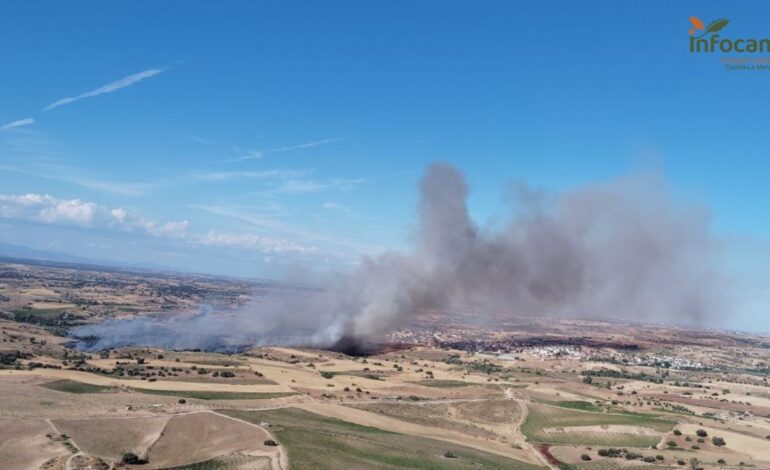 Un nuevo incendio en Toledo obliga al confinamiento de los vecinos de La Torre de Esteban Hambrán