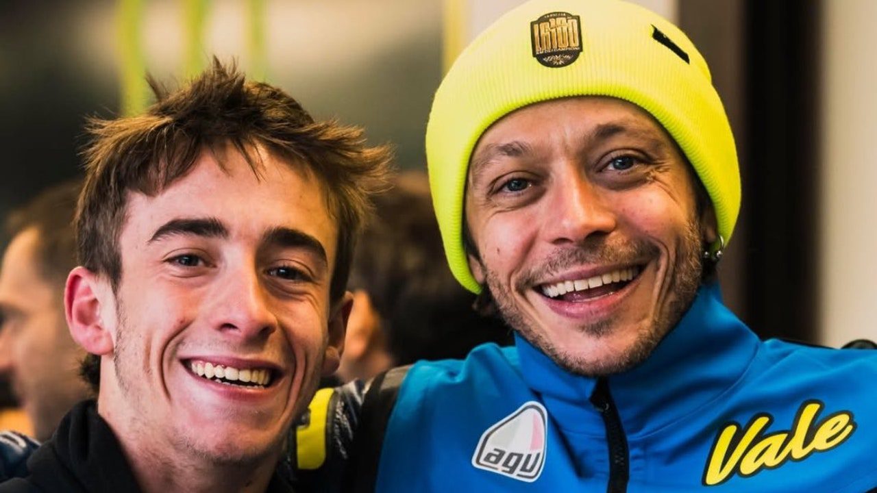 El equipo de Valentino Rossi reconoce que están negociando con Pedro Acosta
