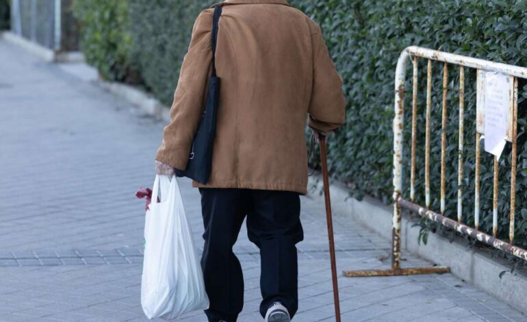 La OCDE compra la jubilación reversible del Gobierno para «aliviar la carga» de los más jóvenes